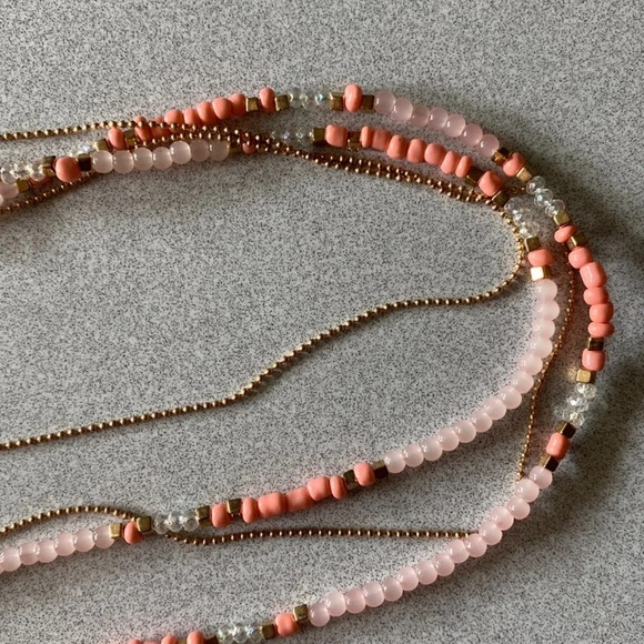 Peach beaded necklace - Picture 2 of 3
